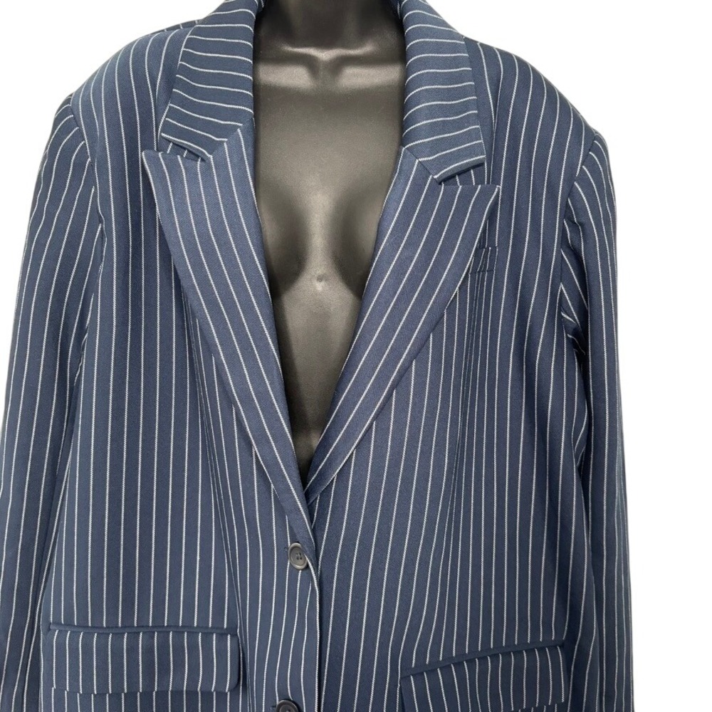 Abercrombie & Fitch Boyfriend Blazer Sz XL Navy Blue Pinstripe Office Business‎ - Picture 2 of 8